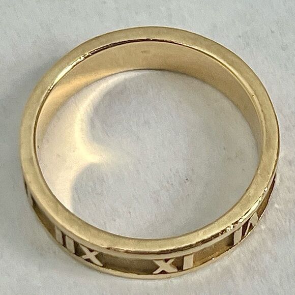 Retired Tiffany & Co. Atlas  Band - 18k Yellow Gold - sz 5.5 - Picture 15 of 16
